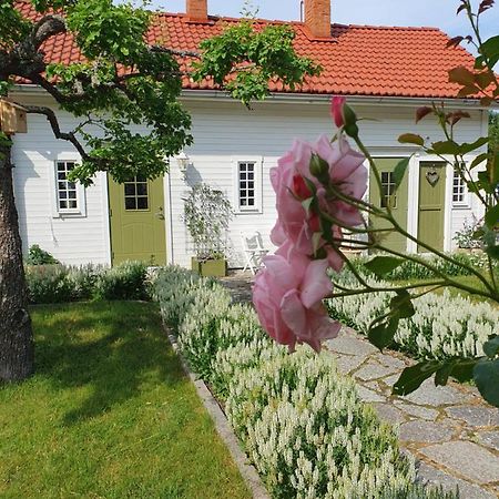 Stenkullens Gardshus Borensberg Bagian luar foto